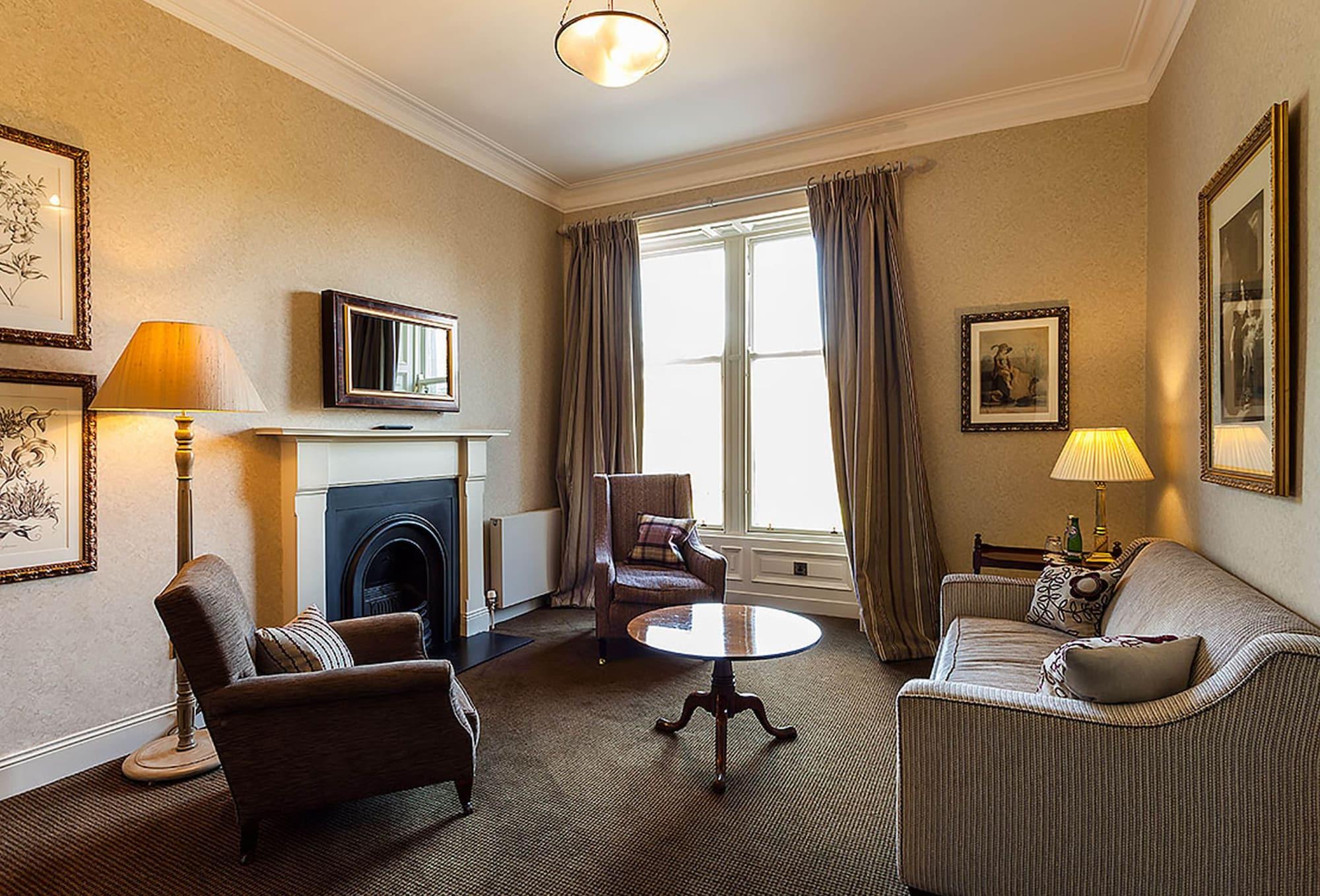 Cromlix Hotel Kinbuck Bagian luar foto